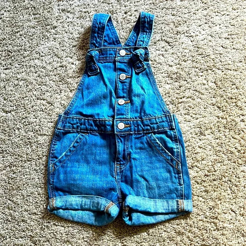 Gap denim shortall size 3t
